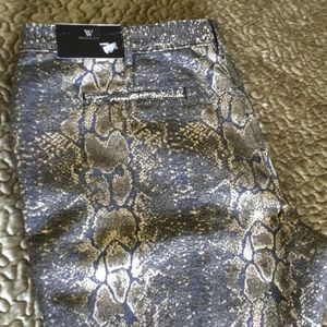 NWT Worthington Pant w/ snake pattern